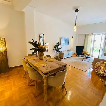2 Bd In Koukaki 8' Away From Acropolis Athens