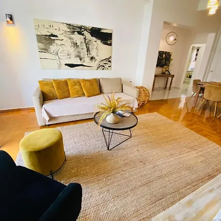 2 Bd In Koukaki 8' Away From Acropolis *