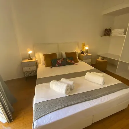 2 Bd In Koukaki 8' Away From Acropolis * Athens