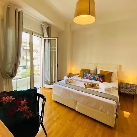 Apartment 2 Bd In Koukaki 8' Away From Acropolis *