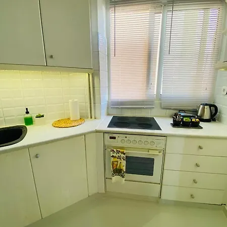 2 Bd In Koukaki 8' Away From Acropolis
